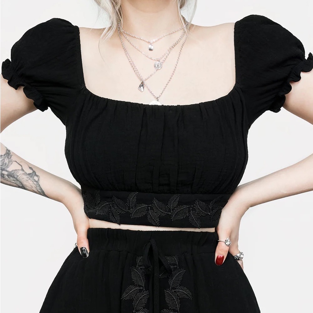 Disturbia Vine Textured Crop Top